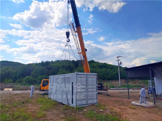 華全玉柴1000千瓦發電機組安裝現場